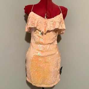 NWT Lulu’s Coral sequined Mini spaghetti Strap Formal Dress